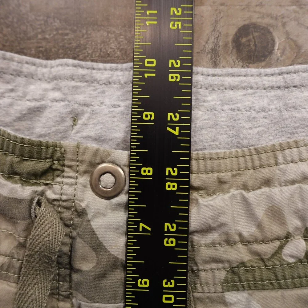 Nike Sportswear Women’s Camo Cargo Shorts Small Green‎ Beige Utility Drawstring